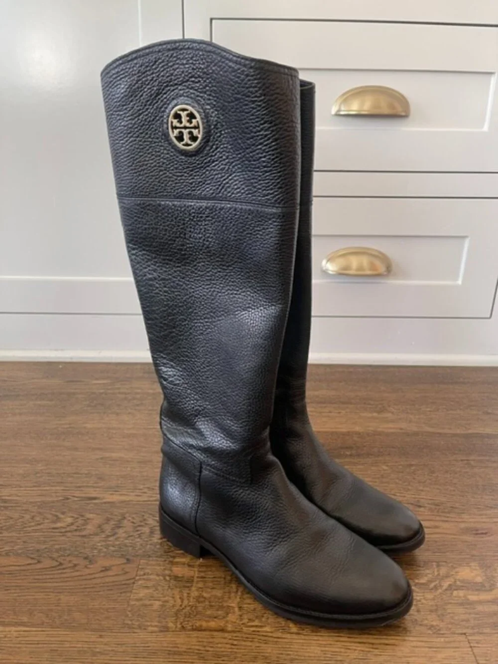 Tory Burch Derrah Black Pebbled Leather Tall Riding Boots Logo 8.5 Box (EUC)